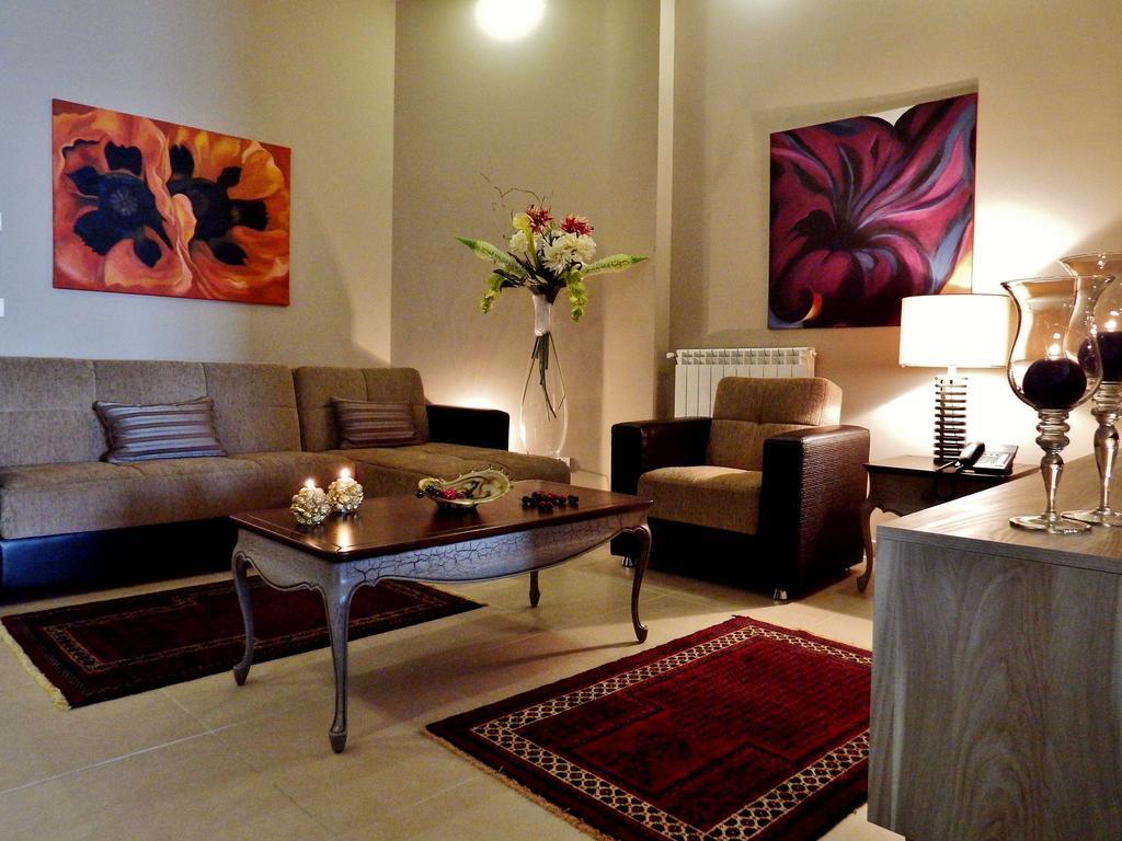 Cherry Blossom Boutique Hotel Bḩamdūn Zimmer foto