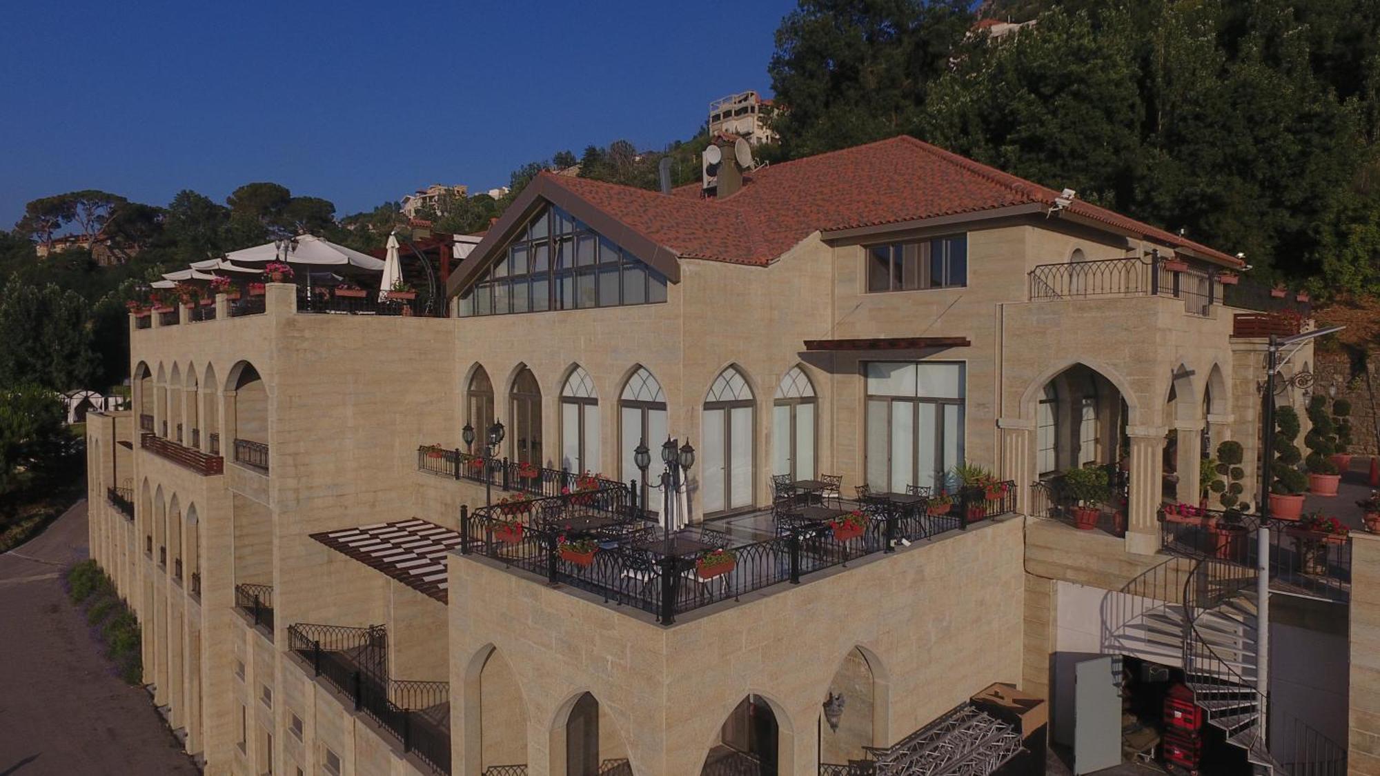 Cherry Blossom Boutique Hotel Bḩamdūn Exterior foto